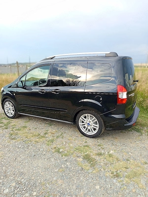Ford Tourneo Courier  Connect  - imagine 4