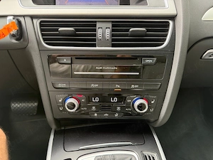 Audi A4 B8 Facelift (2012)   2.0 TDI (143 CP)   Dotări de Top (Bang & Olufsen, Distronic, Panoramic) - imagine 10