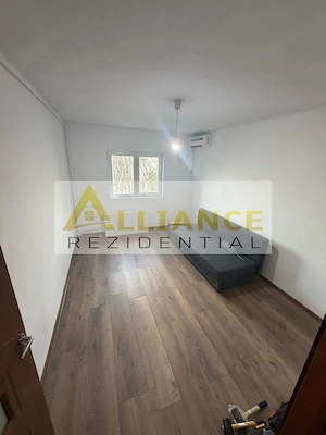 GARSONIERĂ RENOVATĂ COMPLET – SECTOR 4 | 26 MP | 46.000 € - imagine 2