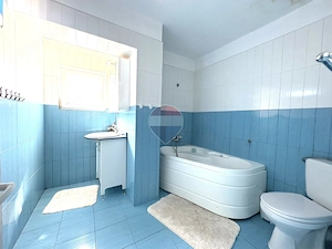 Casă / Vilă cu 4 camere de închiriat în zona Eden - imagine 9