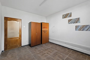 Apartament la casă de inchiriat cu 4 camere și 4 băi Zona Făt-Frumos - imagine 2
