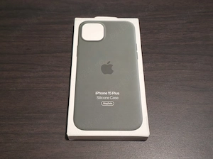 Husa silicon originala Apple Silicone Case Magsafe iPhone 15 Plus