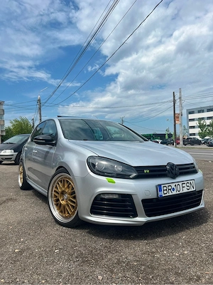Volkswagen Golf 6 R 2.0 TSI 270 CP DSG 4Motion   STOCK   2010 - imagine 5
