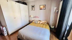 Apartament cu 3 camere de vânzare în zona Dragos Voda