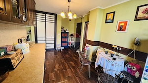 Apartament cu 3 camere de vânzare în zona Dragos Voda - imagine 2