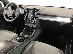 Volvo XC 40 - imagine 8
