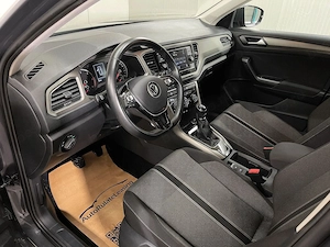 Volkswagen T-Roc - imagine 5