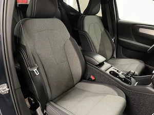 Volvo XC 40 - imagine 9