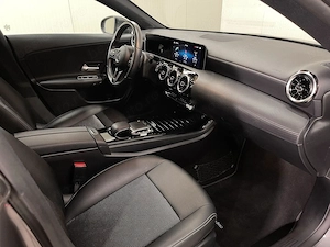 Mercedes-Benz CLA 200 - imagine 10