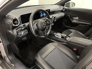 Mercedes-Benz CLA 200 - imagine 5