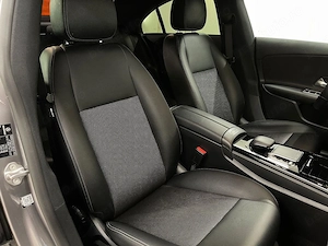 Mercedes-Benz CLA 200 - imagine 9