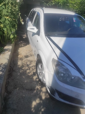 opel astra h - imagine 3