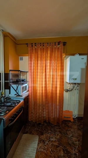 Apartament 3 camere, 75 mp, zona  Poarta Bucureștilor - imagine 4