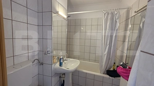 Apartament 3 camere, 72 mp, zona Ultracentral - imagine 6