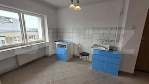 Apartament 2 camere, 52 mp, zona Ultracentral - imagine 3