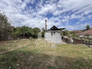 Casa batraneasca cu 3 camere si teren de 841mp, in Racastie, Hunedoara - imagine 5