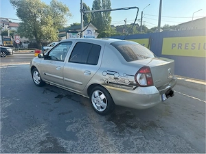 Renault Clio 1.5 dci 2008 - imagine 4