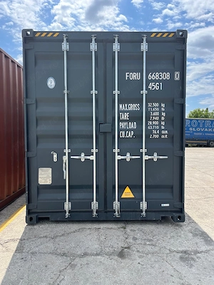 INCHIRIEZ: Container Maritim pentru depozitare