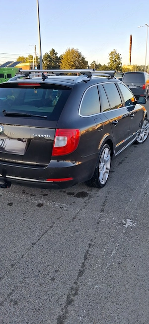 Vând Skoda Superb 2013 - imagine 8