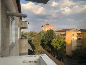 Apartament 2 camere, decomandat, 56 mp, zona Micro 17 - imagine 12