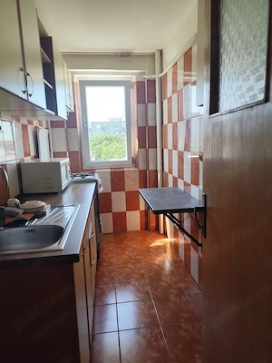 Spre inchiriere apartament 2 camere