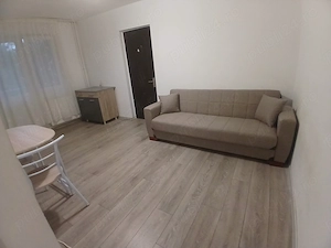 Apartament 2 camere de închiriat semidecomandat