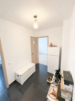 Apartament 3 camere Micro 19 CT bloc aproape de bulevard - imagine 3