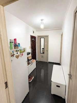 Apartament 3 camere Micro 19 CT bloc aproape de bulevard - imagine 4