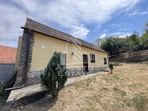 Casa batraneasca, renovata complet, teren 640mp, in Dabaca, Hunedoara - imagine 4