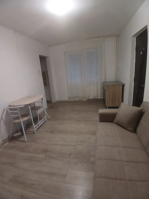 Apartament 2 camere de închiriat semidecomandat - imagine 2