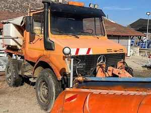 Dezmembrez sau vind Unimog U 1200.
