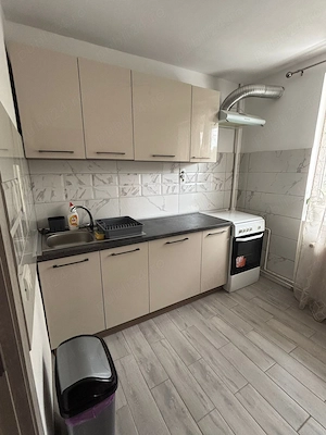 Închiriez apartament piața sudului  - imagine 2