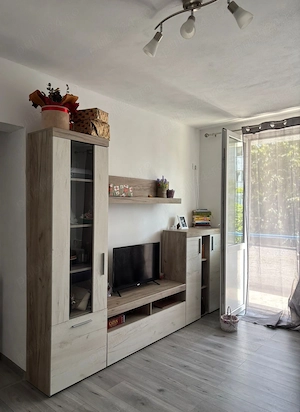 Închiriez apartament piața sudului  - imagine 6