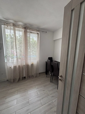 Închiriez apartament piața sudului 