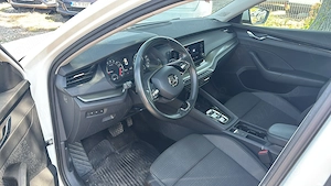 Octavia 2.0 TDi 150cp DSG. Istoric service. Front assist. Navi, scaune încălzite. Distribuție nouă.  - imagine 5