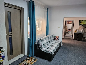 Casa zona spital - imagine 3