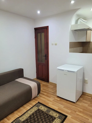 Închiriez garsoniera 190 euro.  - imagine 3