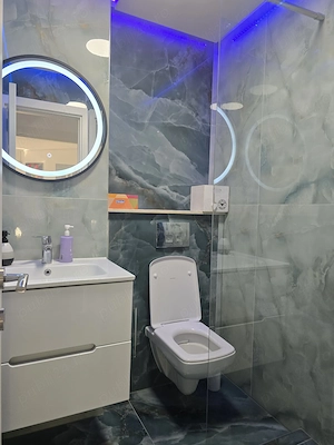 Apartament 3 camere Soarelui decomandat etaj 3 doua bai amenajat nou - imagine 16