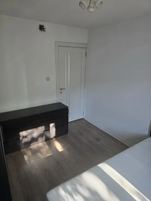 Apartament 3 camere Soarelui decomandat etaj 3 doua bai amenajat nou - imagine 12