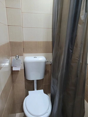 Închiriez garsoniera 190 euro.  - imagine 8