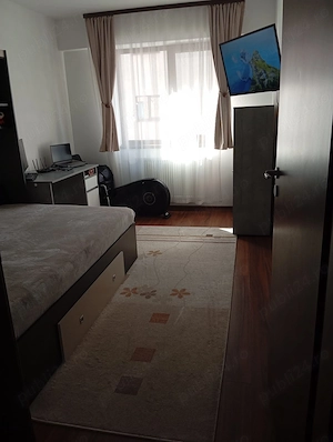3 camere nord bloc2021 etaj 1din4 cu lift 2 locuri de parcare 137000euro - imagine 9