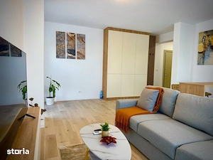 Închiriez apt 2 camere central (parcare) - imagine 2