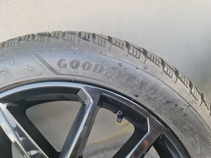 GOODYEAR UltraGrip Performance 3 225/45 R17 - DOT 2025 - imagine 8