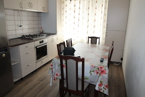 Apartament 2 camere, decomandat, Targu-Jiu,  zona 9 Mai - imagine 4