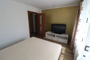 Apartament 2 camere, decomandat, Targu-Jiu,  zona 9 Mai - imagine 3