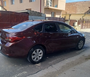 Opel Astra J Sedan 1.4 Turbo 140 CP   2018   80.000 km   Prim proprietar - imagine 3
