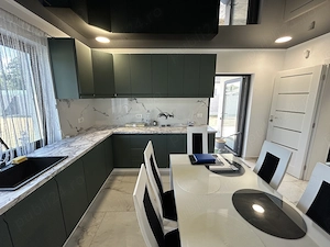 Vand vila noua LUX, an constr.2024,in Manduloc,la cheie.st.470 mp.