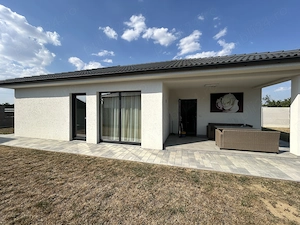 Vand vila noua LUX, an constr.2024,in Manduloc,la cheie.st.470 mp. - imagine 15
