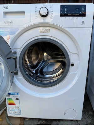 Masina de spalat rufe Slim Beko WKY71233PTLYB3, 7 kg, 1200 RPM, Clasa A+++, Mini LCD, Alb
