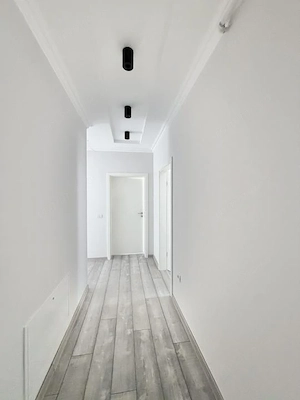 Apartament 2 camere, decomandat, 53mp utili, 30mp curte in Giroc  - imagine 9